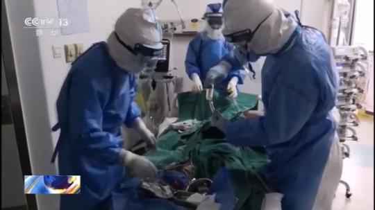 历经两道生死关 武汉一新冠肺炎重症患者康复出院